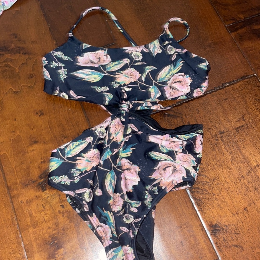 Black and pink flower one piece